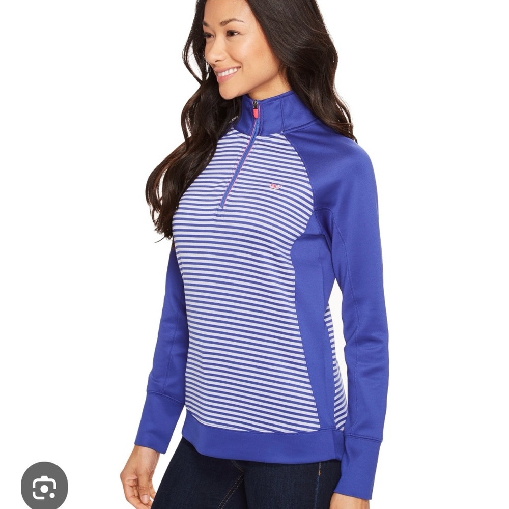 Vineyard Vines | Brandywine Stripe Blue Pull over. 1/4 Zip Like new! Size Large